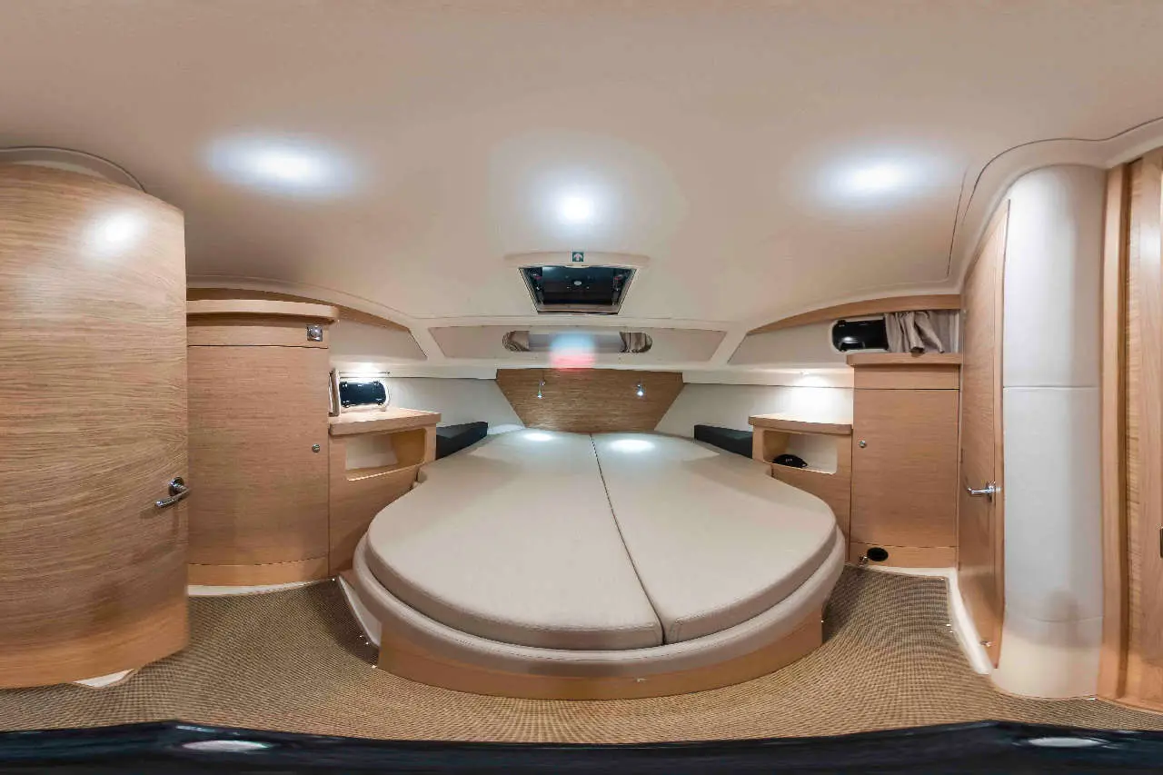 Nimbus 365 Coupe Interior image 1