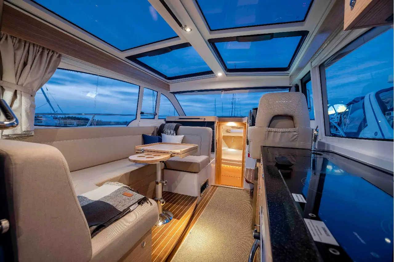 Nimbus 365 Coupe Interior image 11