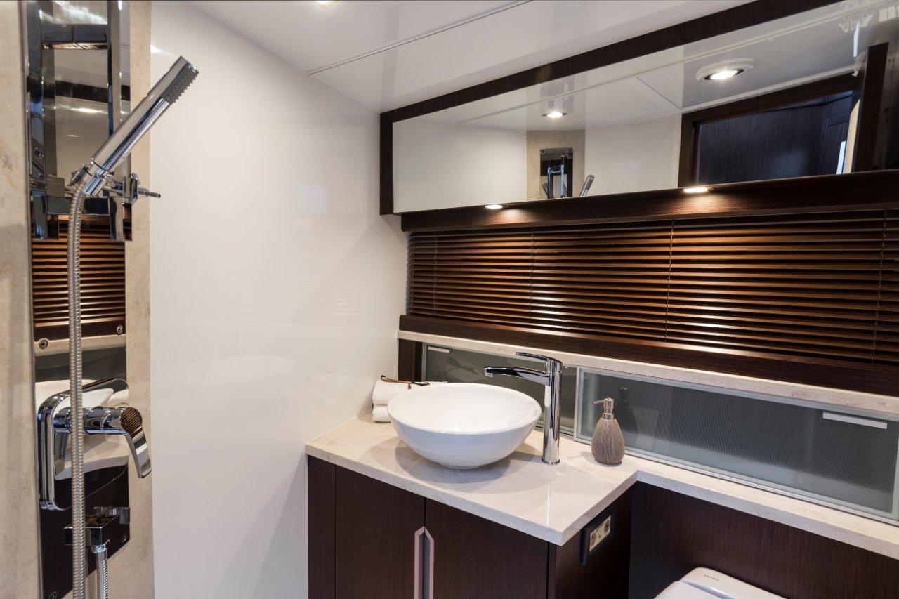 Galeon 420 FLY Internal image 1