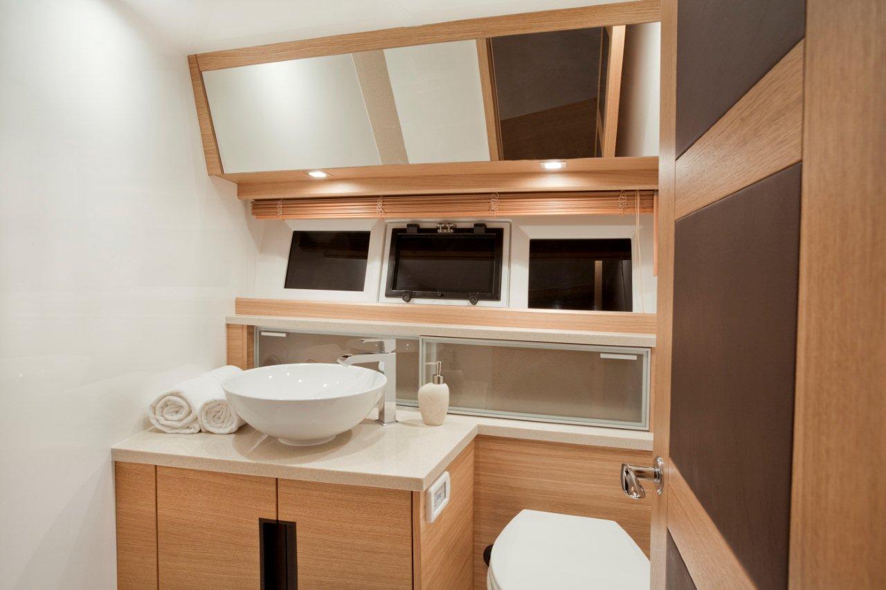 Galeon 420 FLY Internal image 19