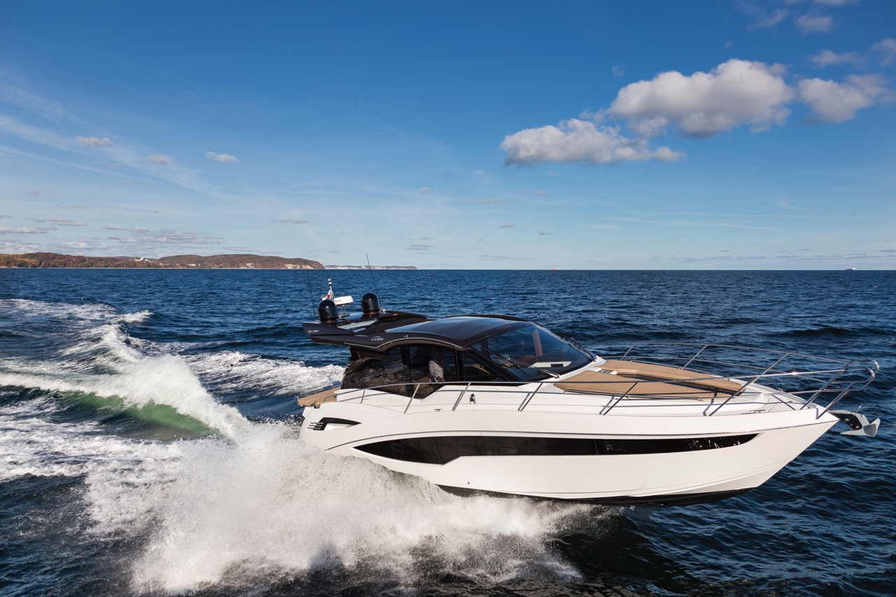 Galeon 425 HTS External image 6