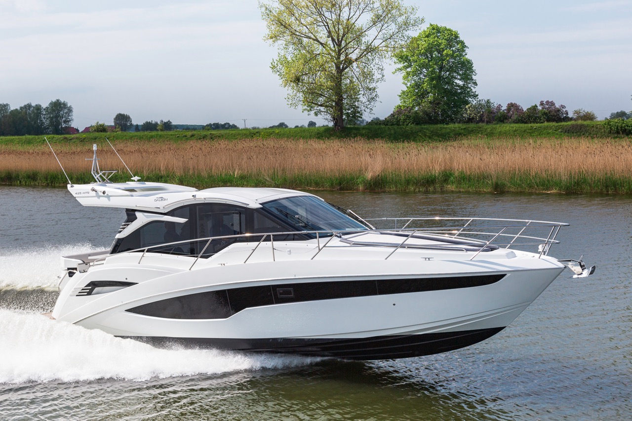Galeon 425 HTS External image 27