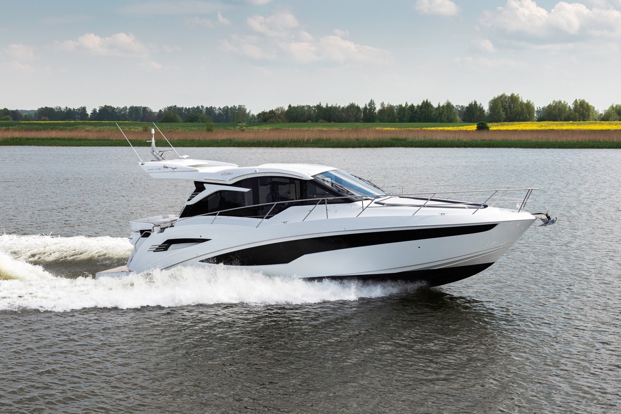 Galeon 425 HTS External image 29