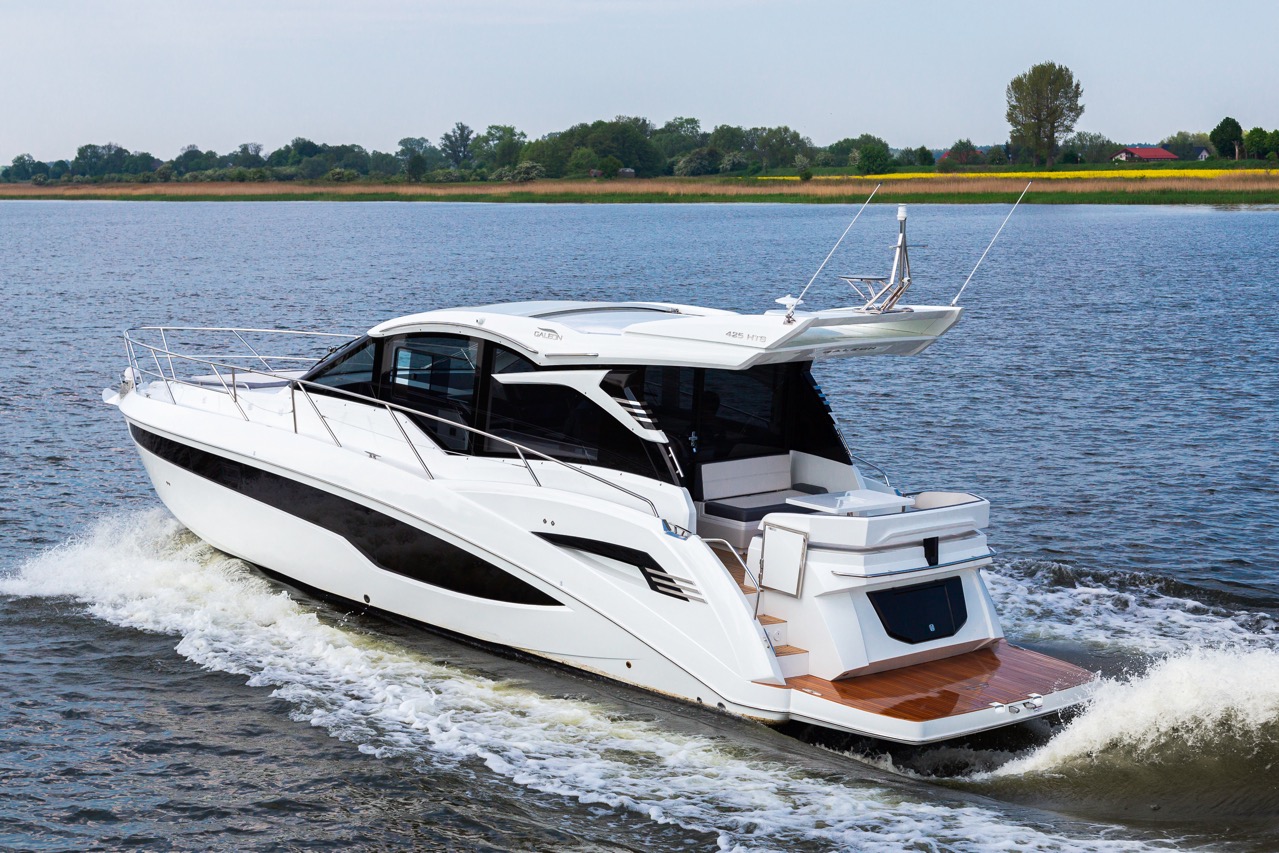 Galeon 425 HTS External image 32