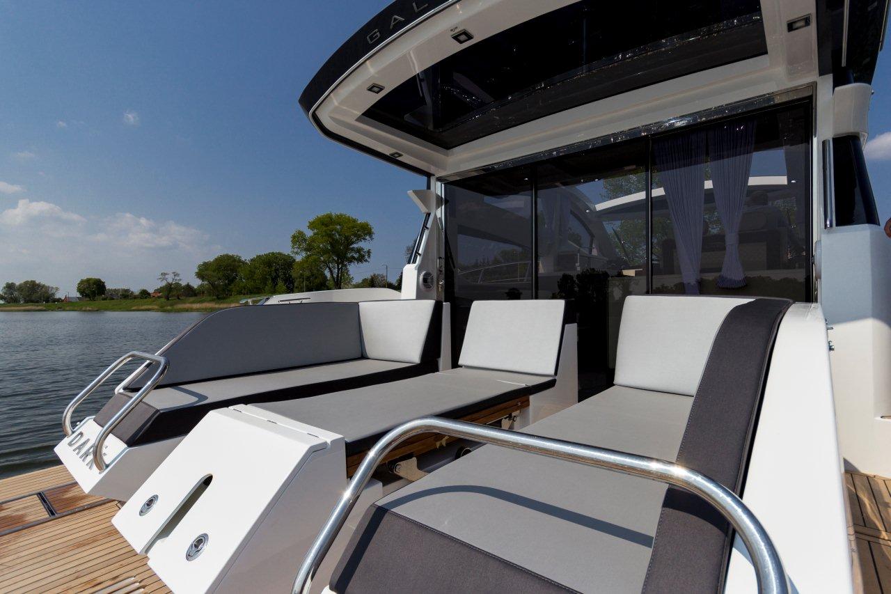 Galeon 430 HTC External image 11