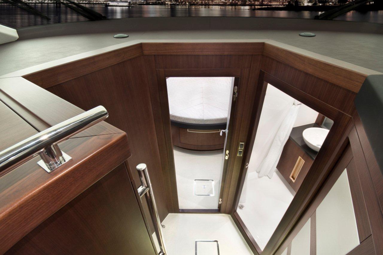 Galeon 430 HTC Internal image 10