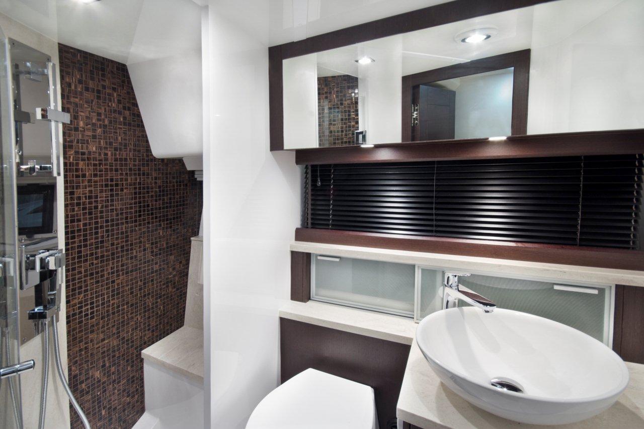 Galeon 430 HTC Internal image 20