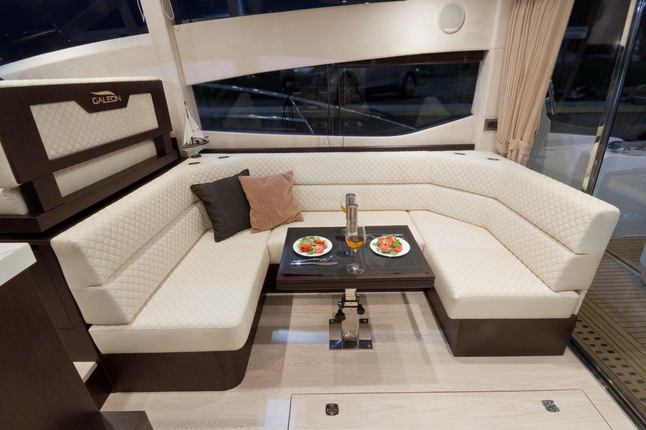 Galeon 430 SKY Internal image 1