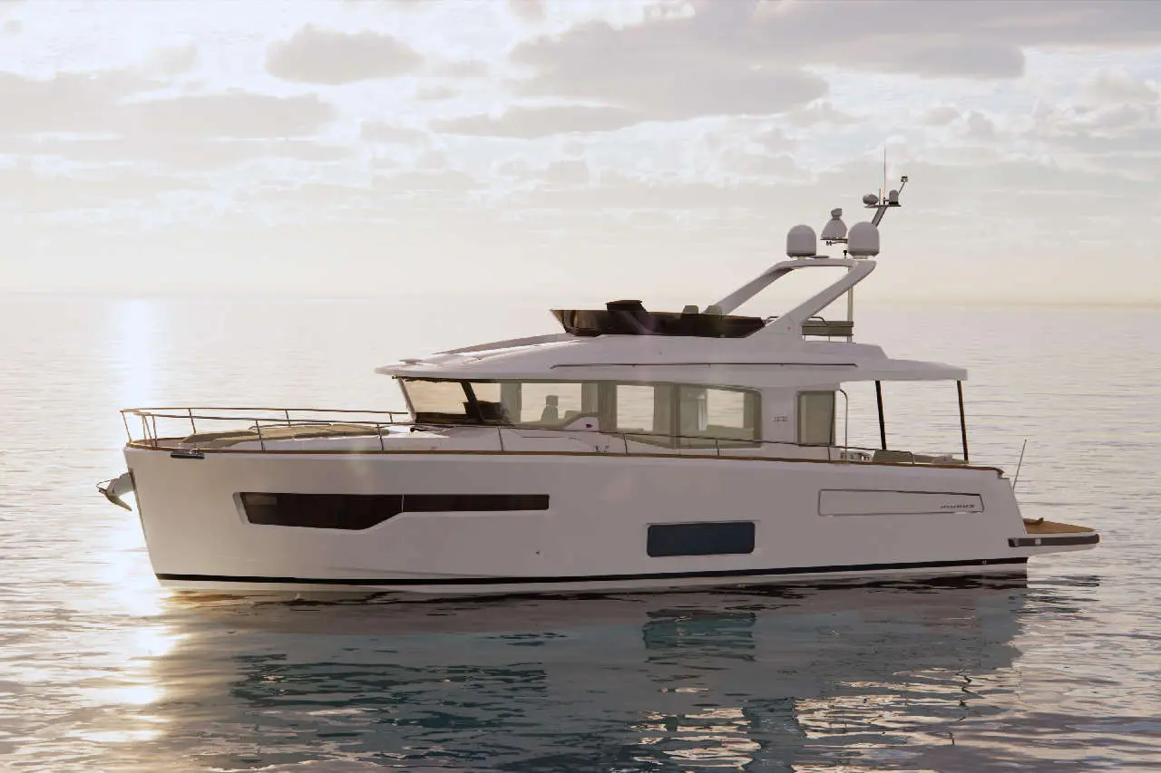 Nimbus 495 Flybridge External image 10