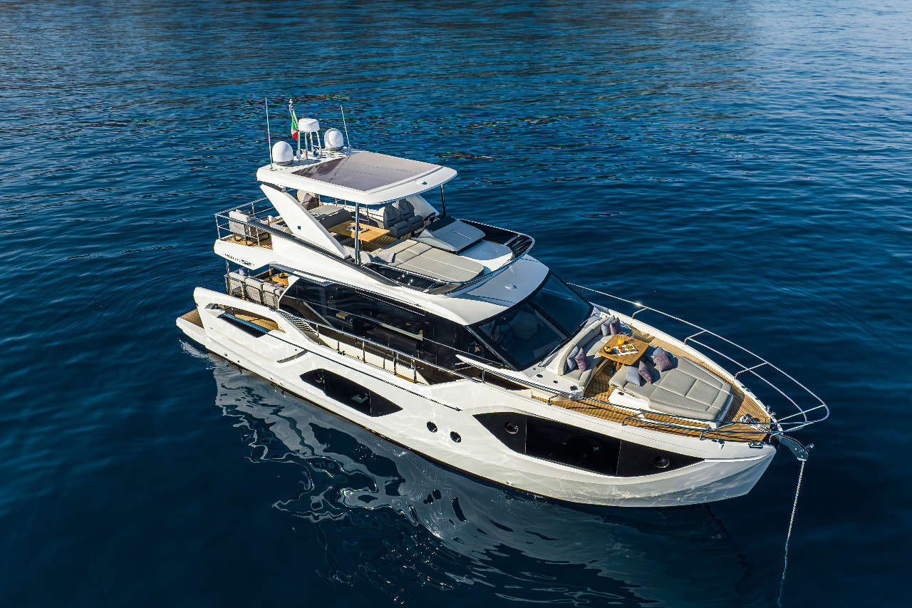 Absolute 52 Flybridge