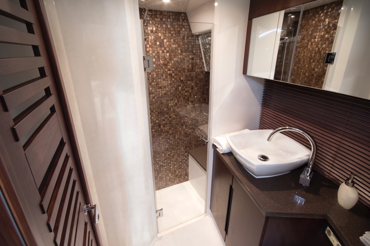 Galeon 550 FLY Internal image 2