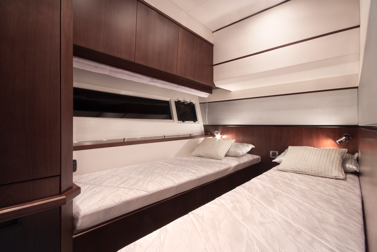 Galeon 550 FLY Internal image 3