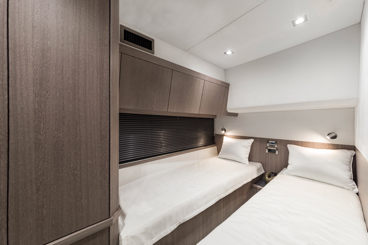 Galeon 550 FLY Internal image 13