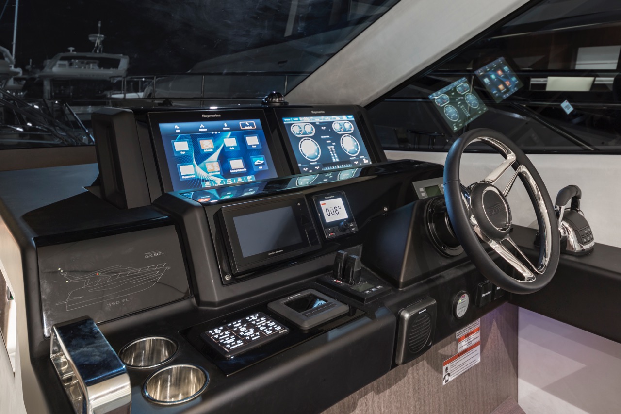 Galeon 550 FLY Internal image 20