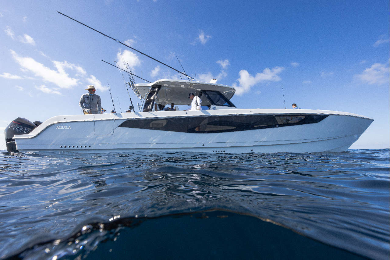Aquila 47 Molokai