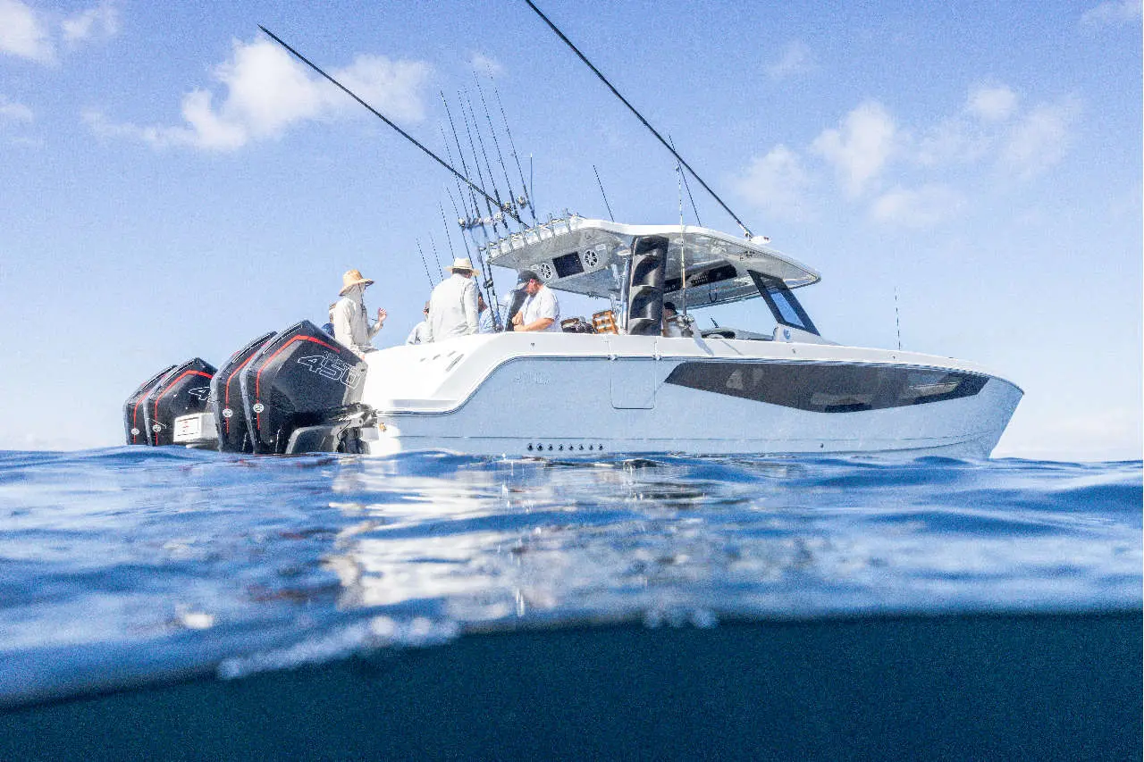 Aquila 47 Molokai External image 3