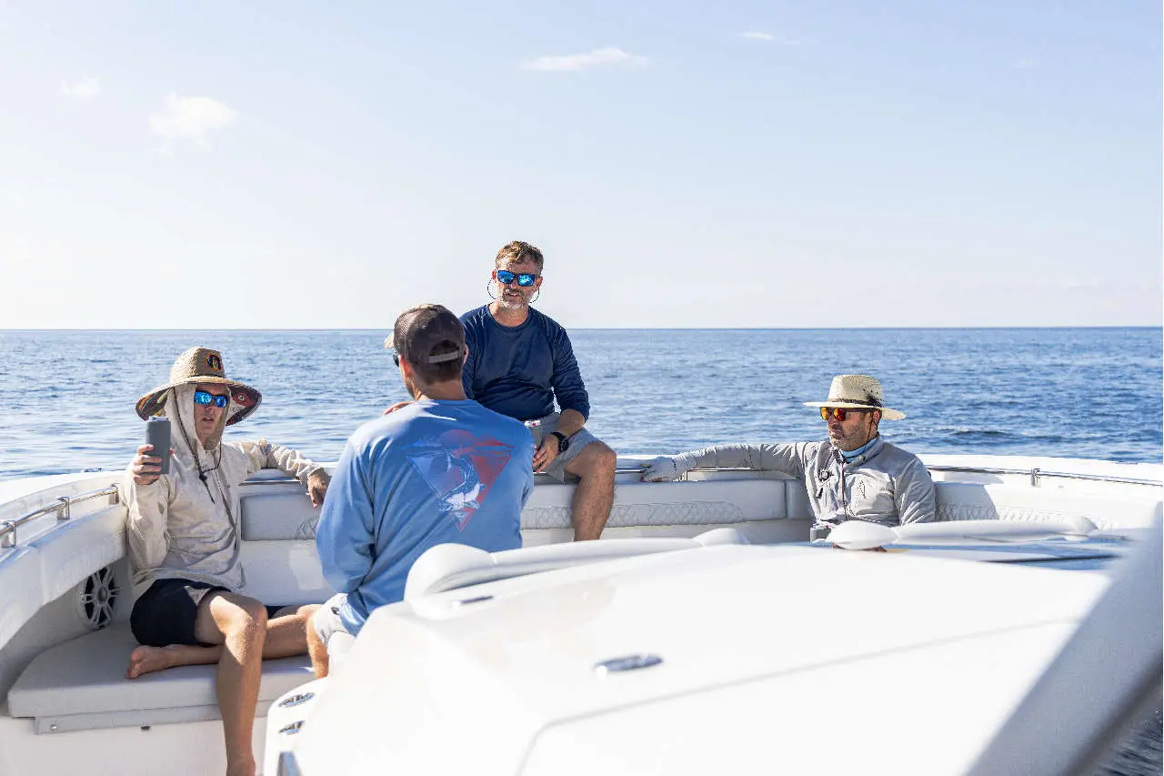Aquila 47 Molokai Lifestyle image 17