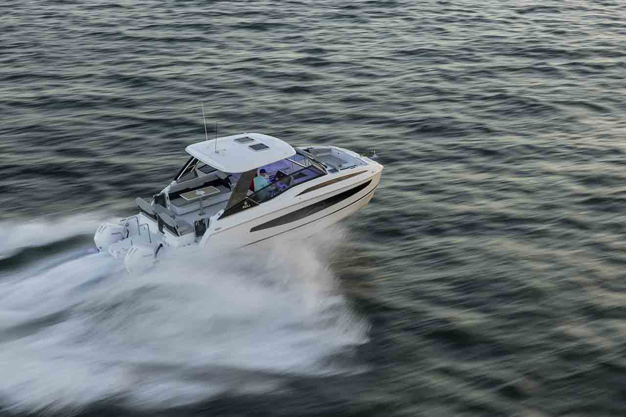 Aquila 32 External image 1