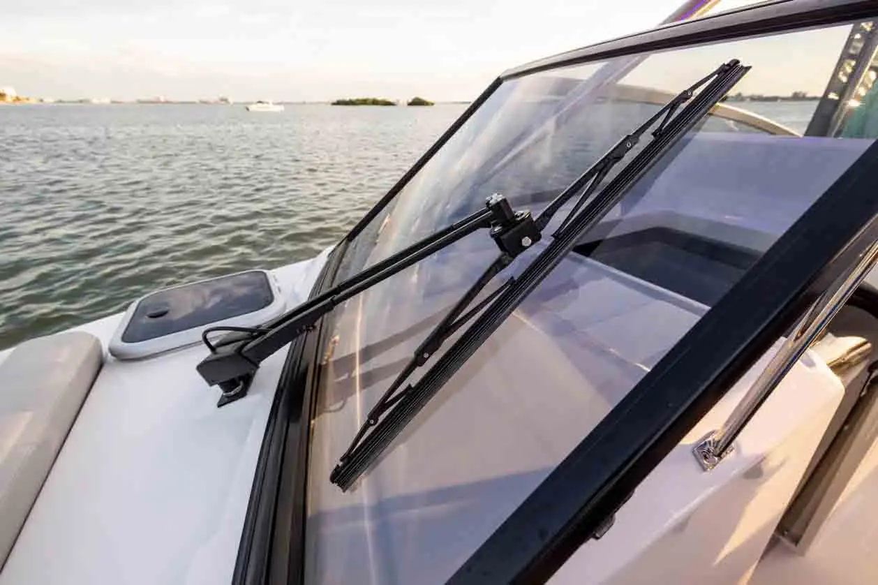 Aquila 32 External image 21