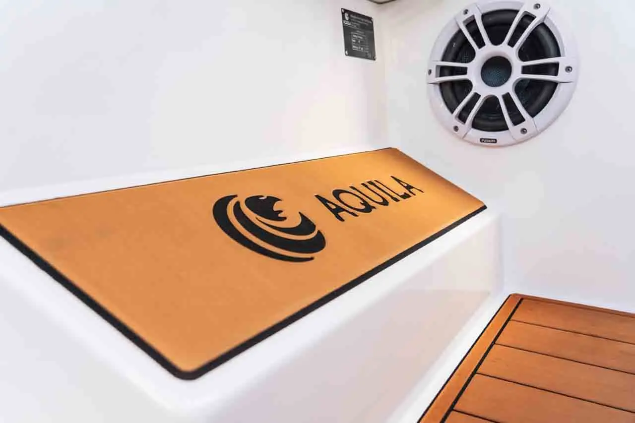 Aquila 32 Features image 9