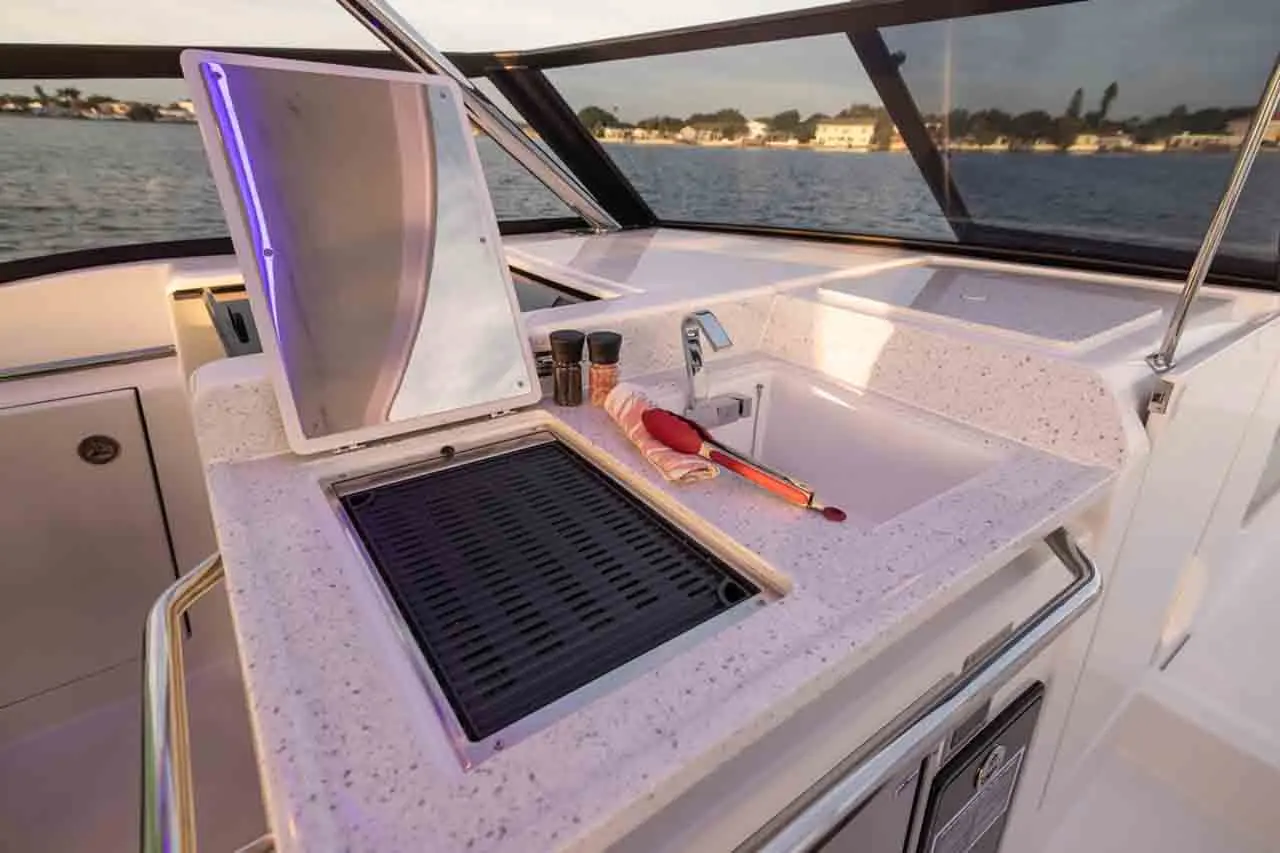 Aquila 32 Features image 10