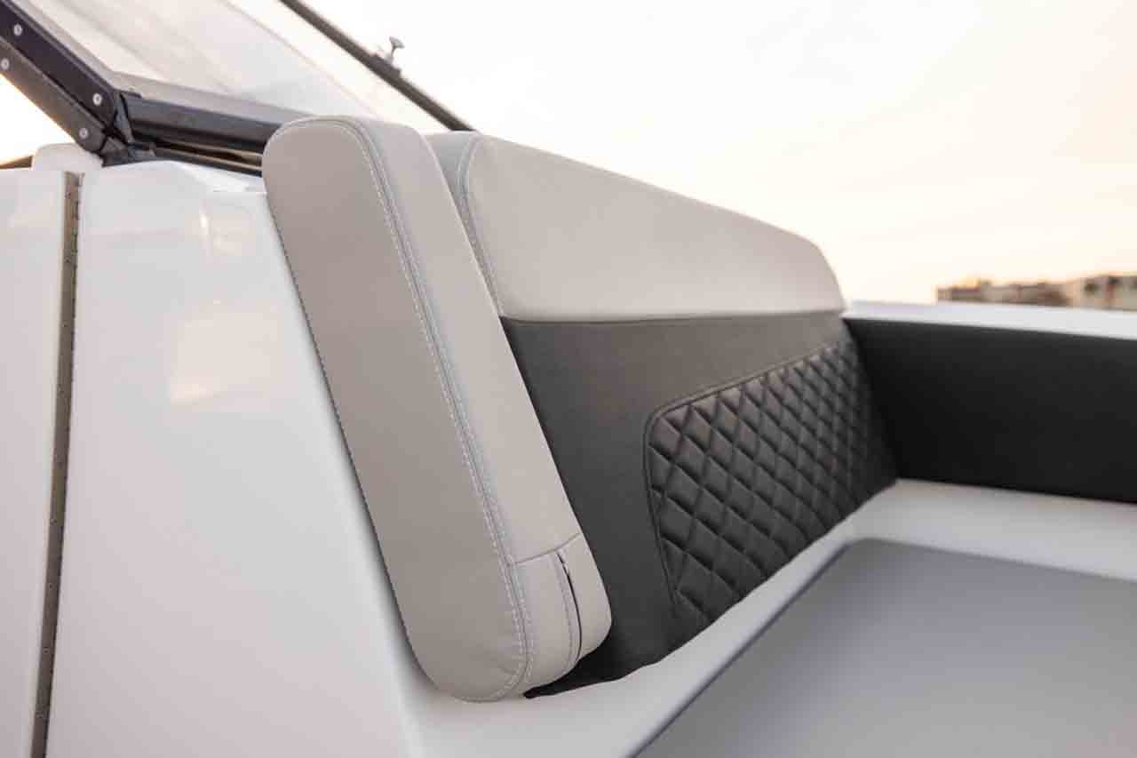 Aquila 32 Features image 11