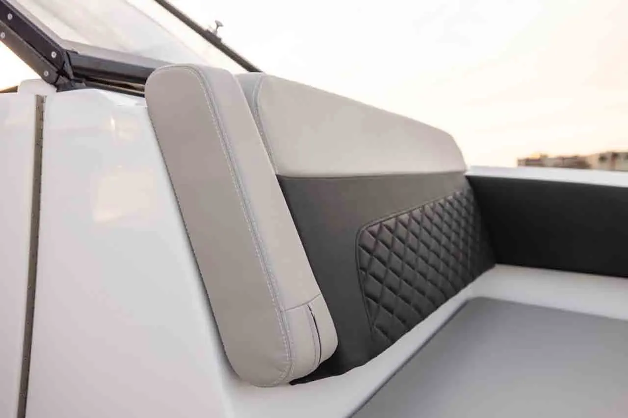 Aquila 32 Features image 11