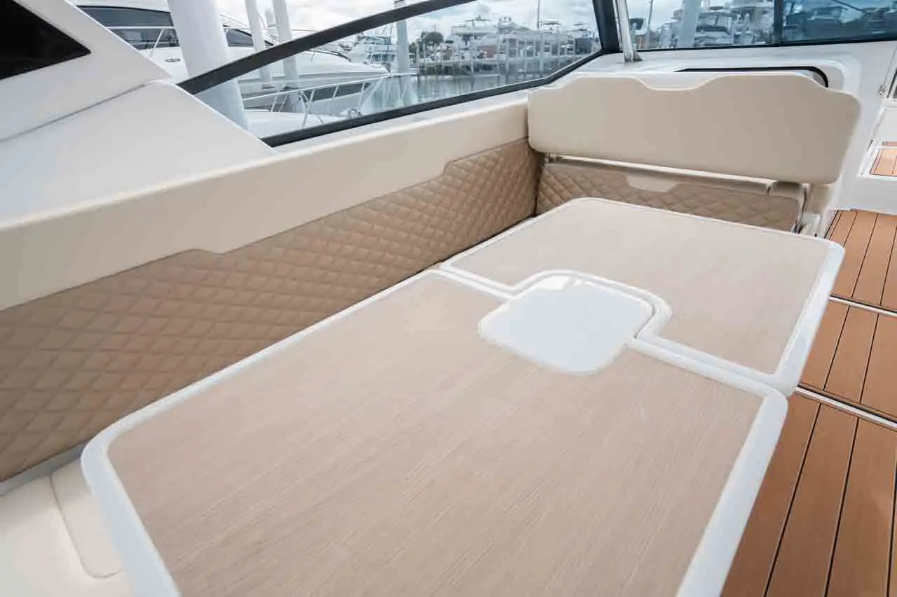 Aquila 32 Features image 25