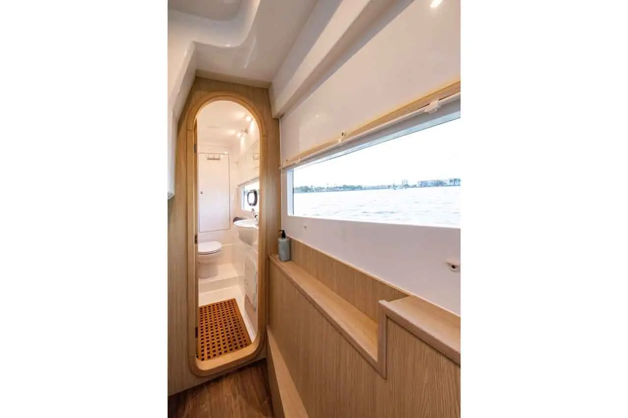 Aquila 36 Internal image 10
