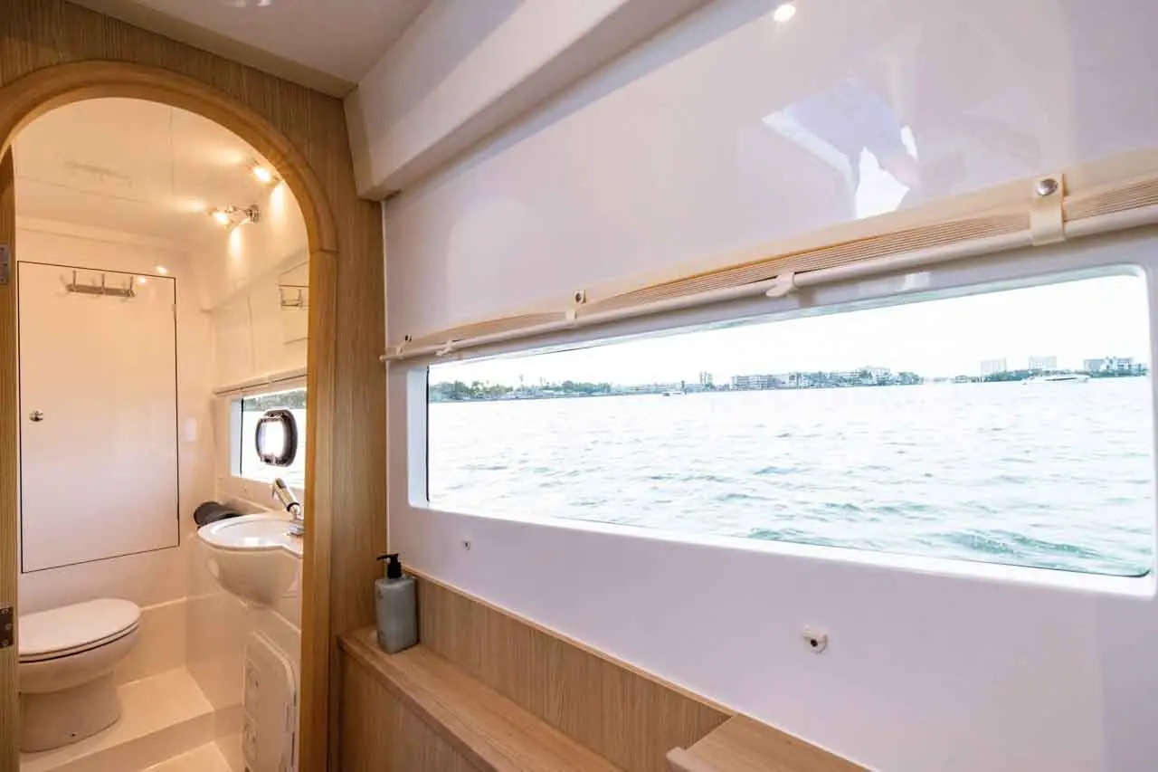 Aquila 36 Internal image 11