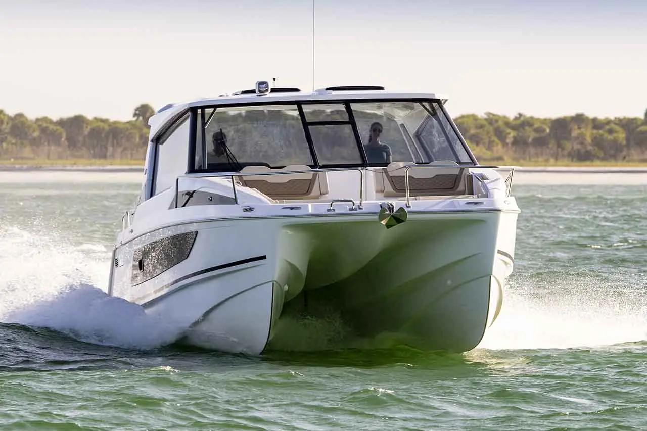 Aquila 36 Lifestyle image 1