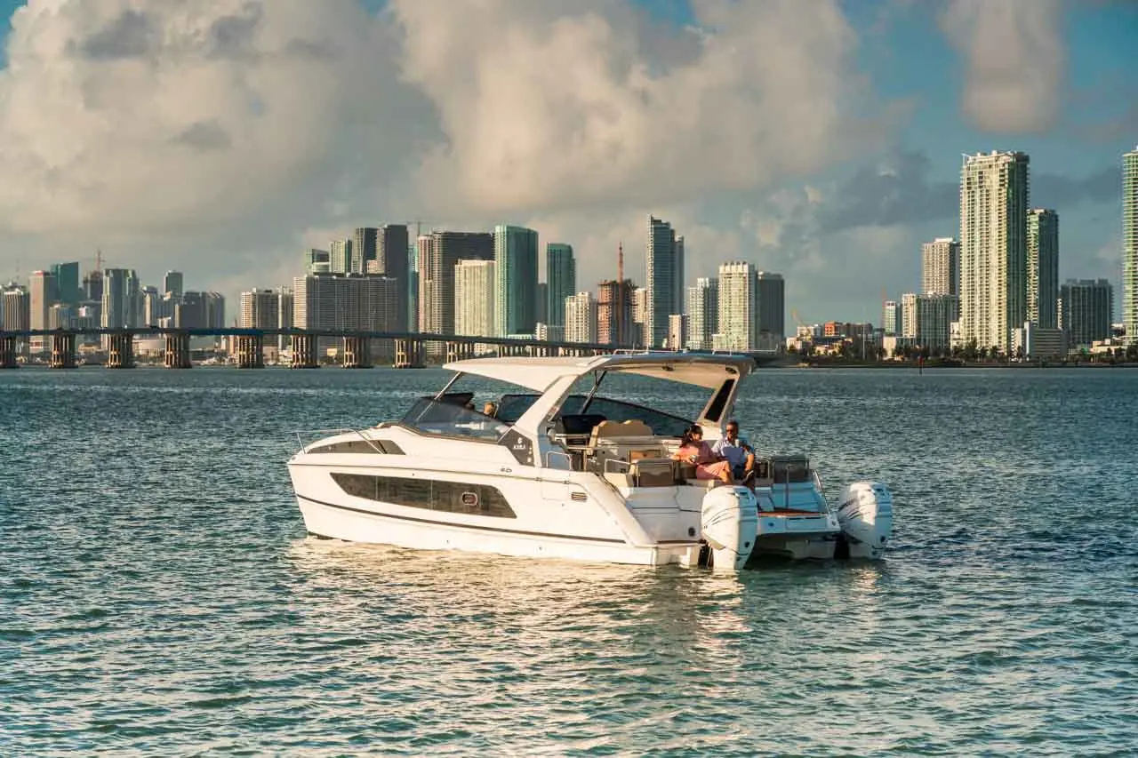 Aquila 36 Lifestyle image 8