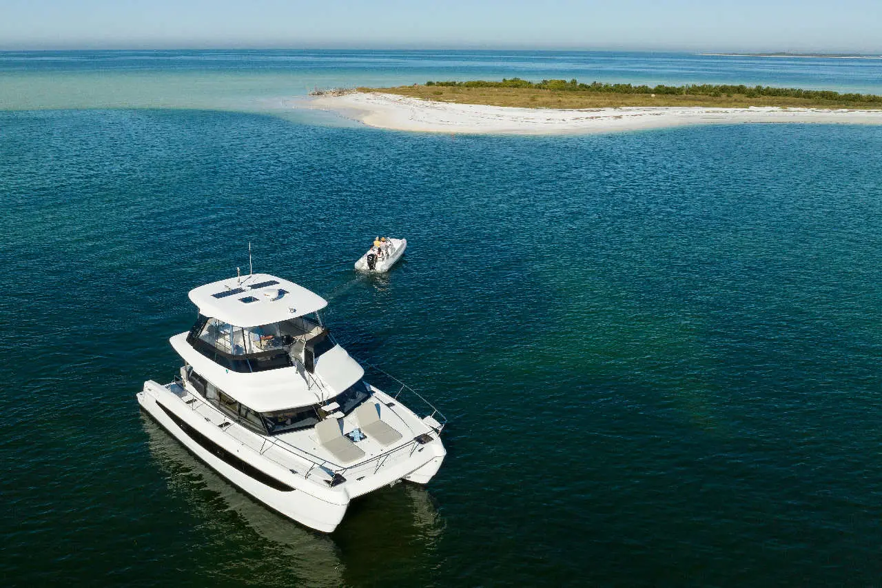 Aquila 42 External image 1