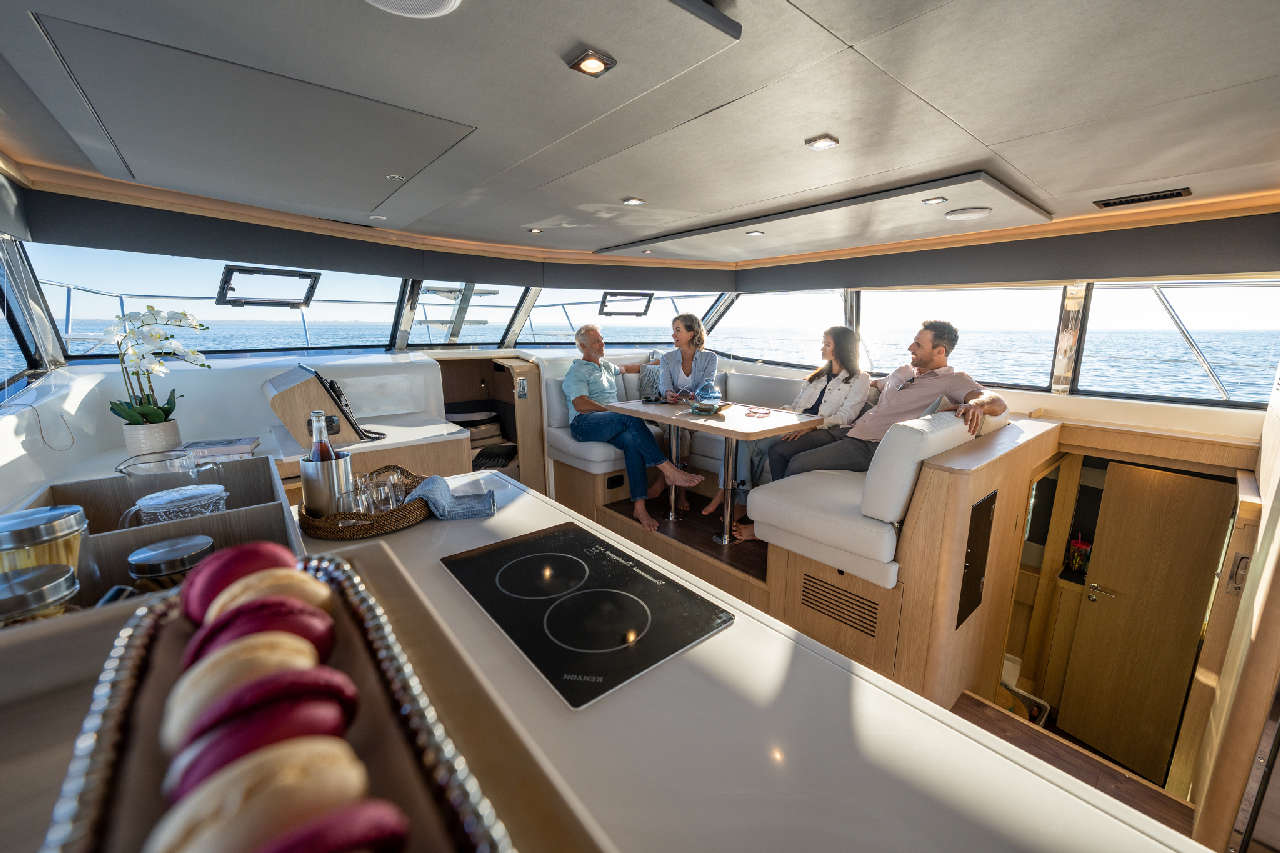 Aquila 42 Lifestyle image 10