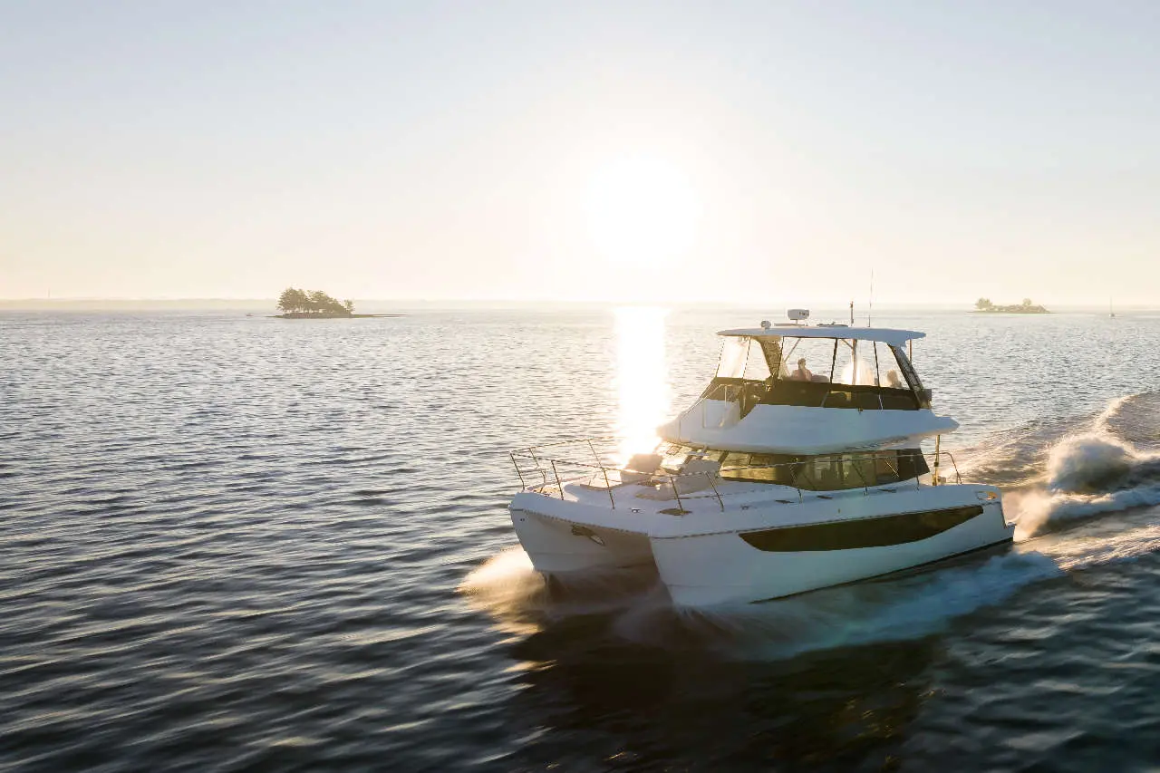 Aquila 42 Running image 1
