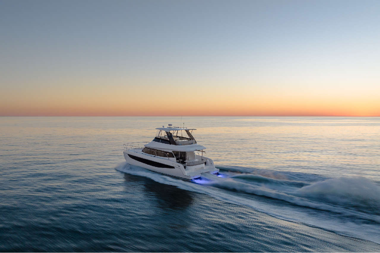 Aquila 42 Running image 11