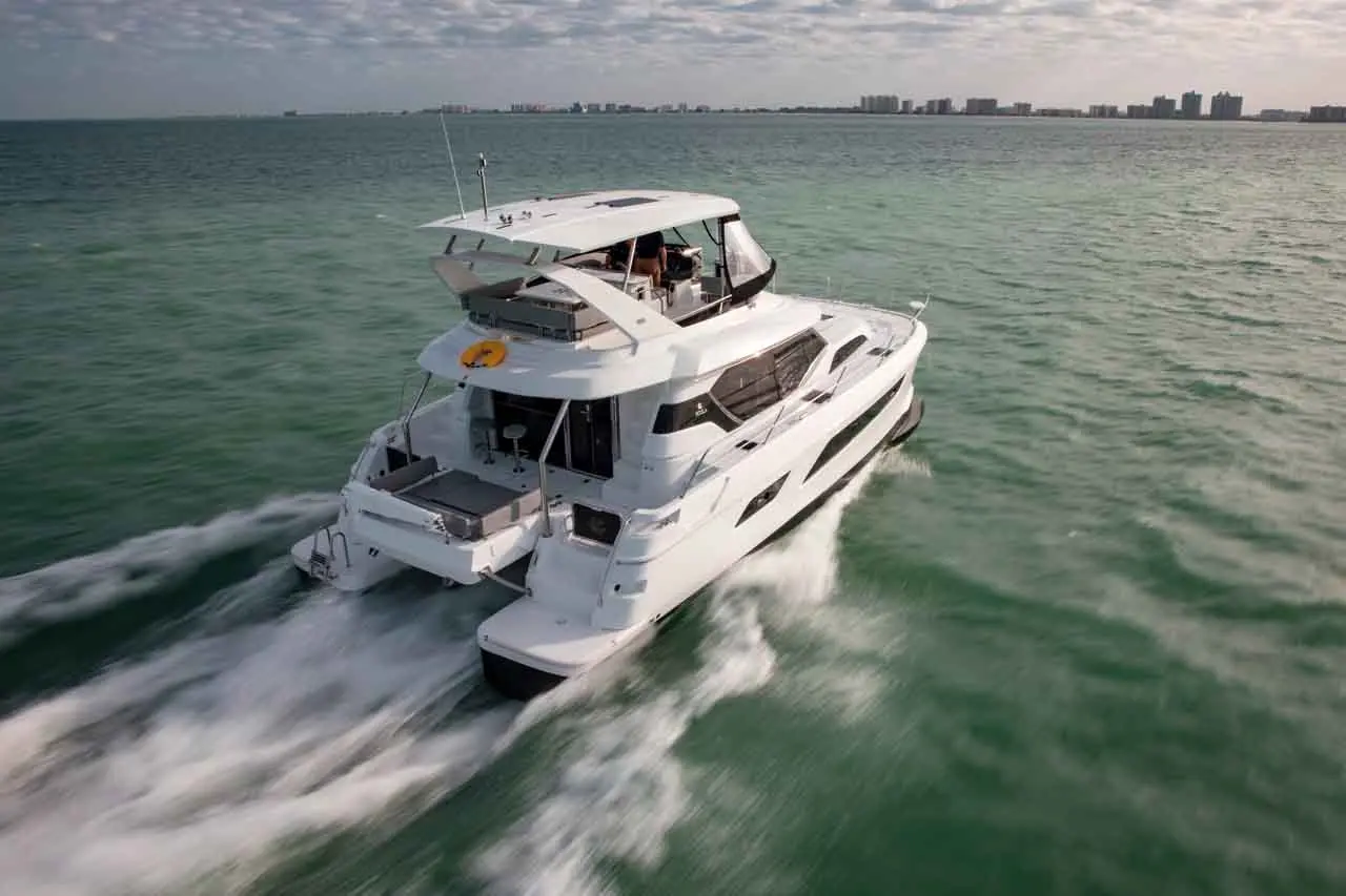 Aquila 44 External image 6