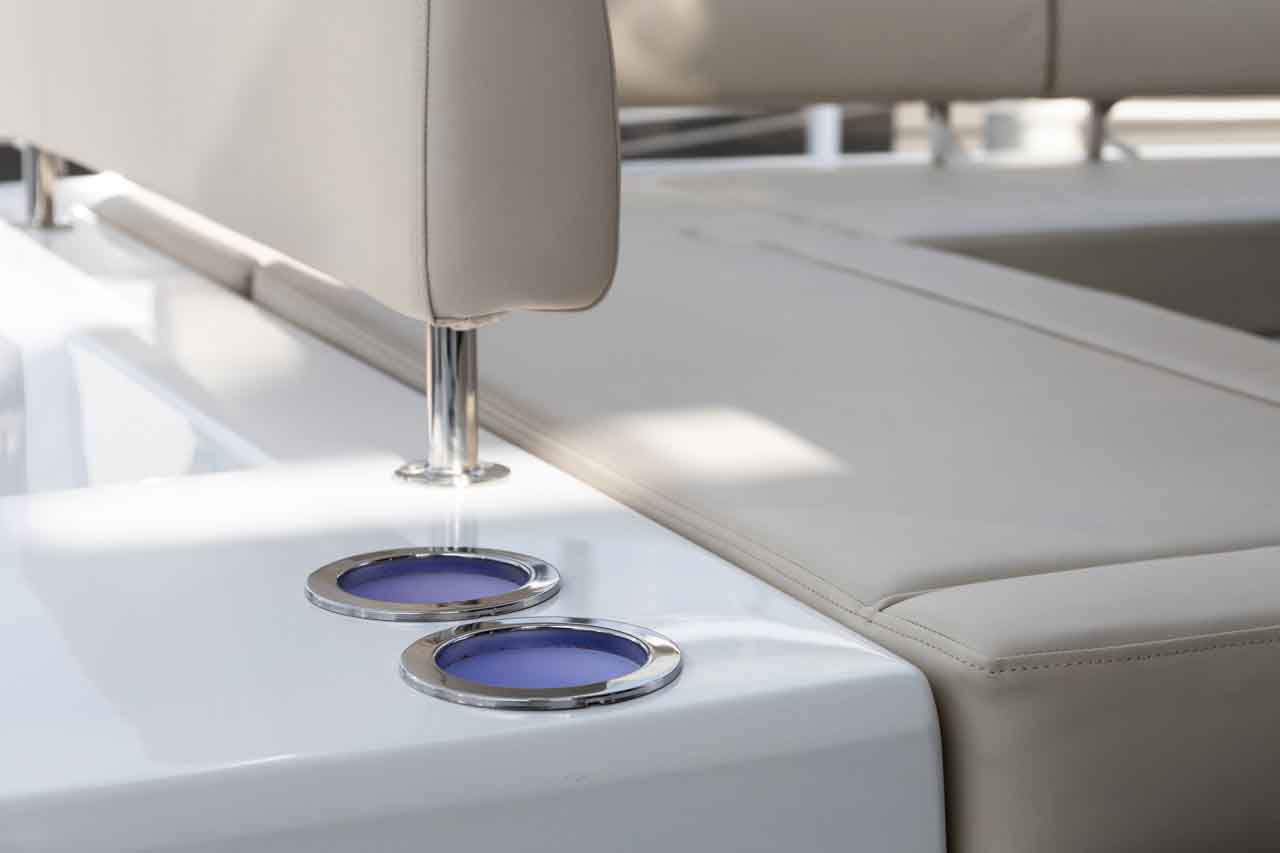 Aquila 44 External image 10