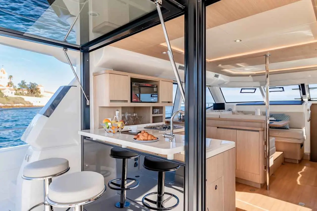 Aquila 44 External image 20