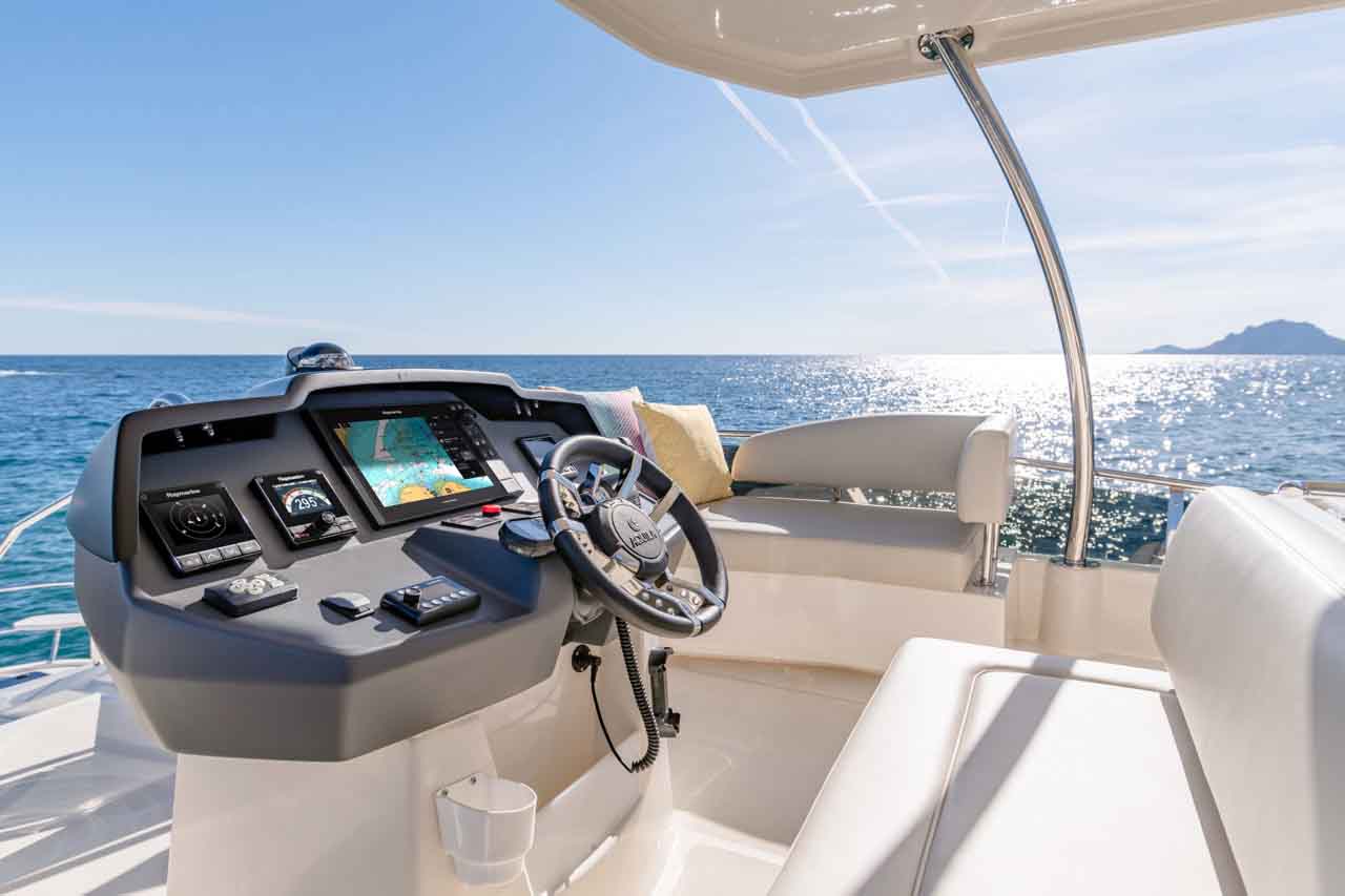 Aquila 44 External image 21