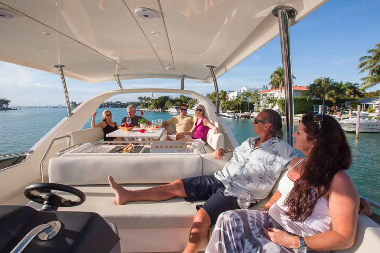 Aquila 44 Lifestyle image 1