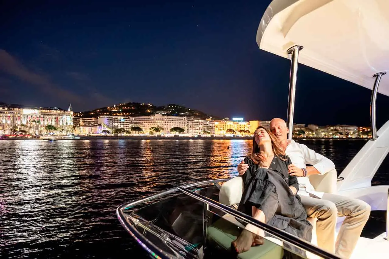 Aquila 44 Lifestyle image 16