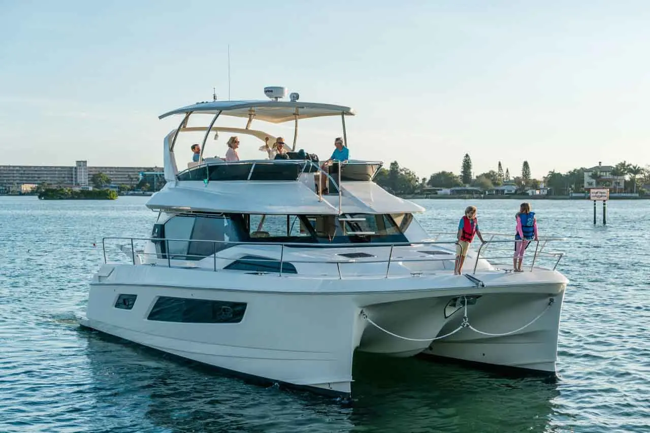 Aquila 44 Lifestyle image 21