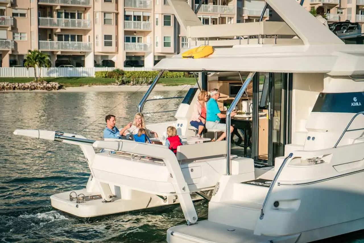 Aquila 44 Lifestyle image 22
