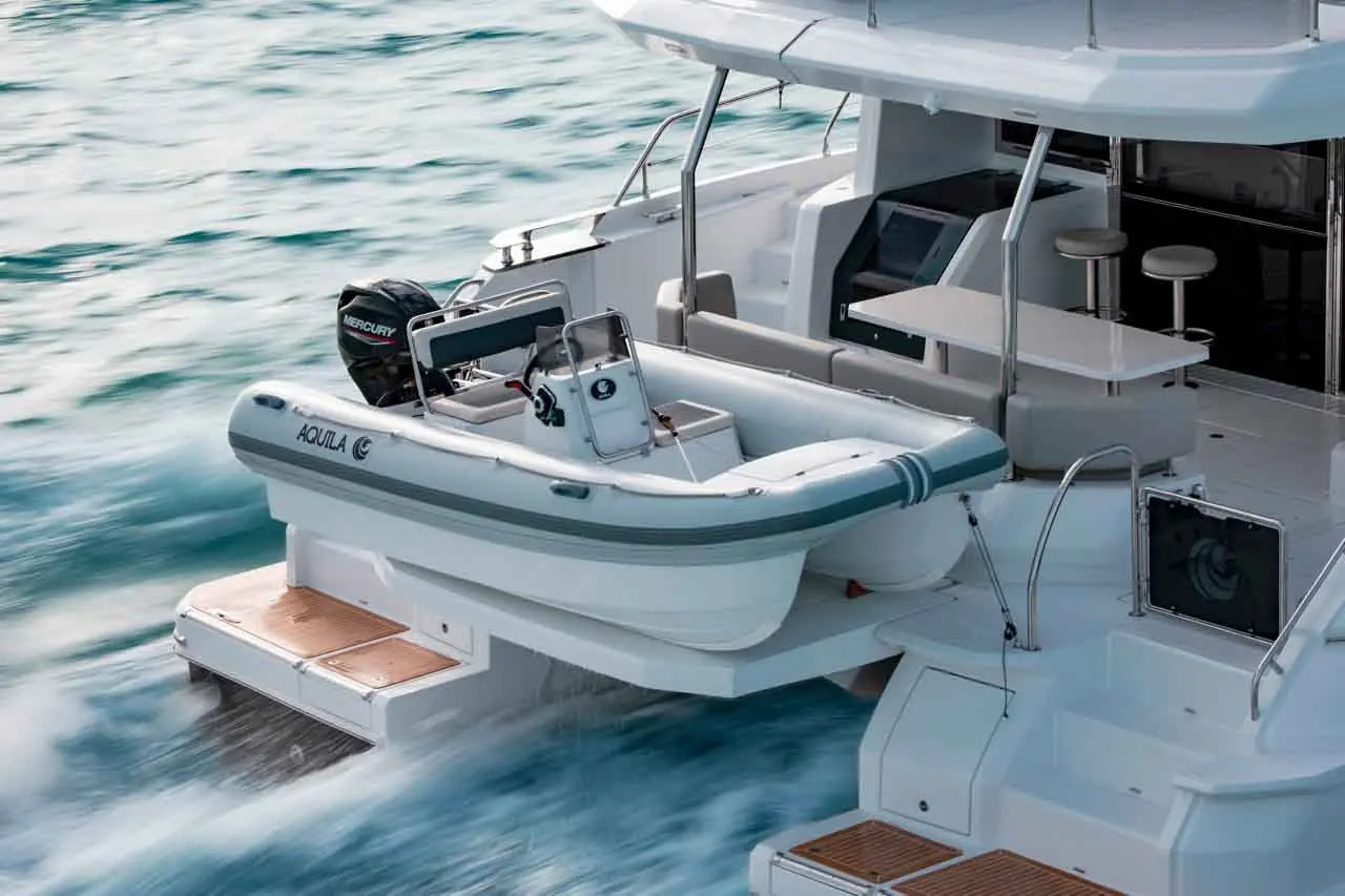 Aquila 54 Features image 2