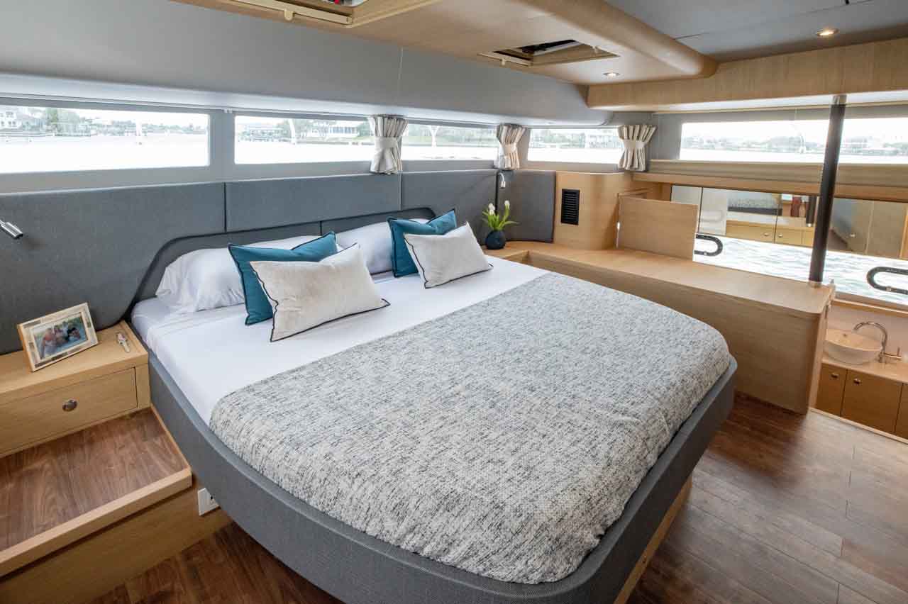 Aquila 54 Internal image 6