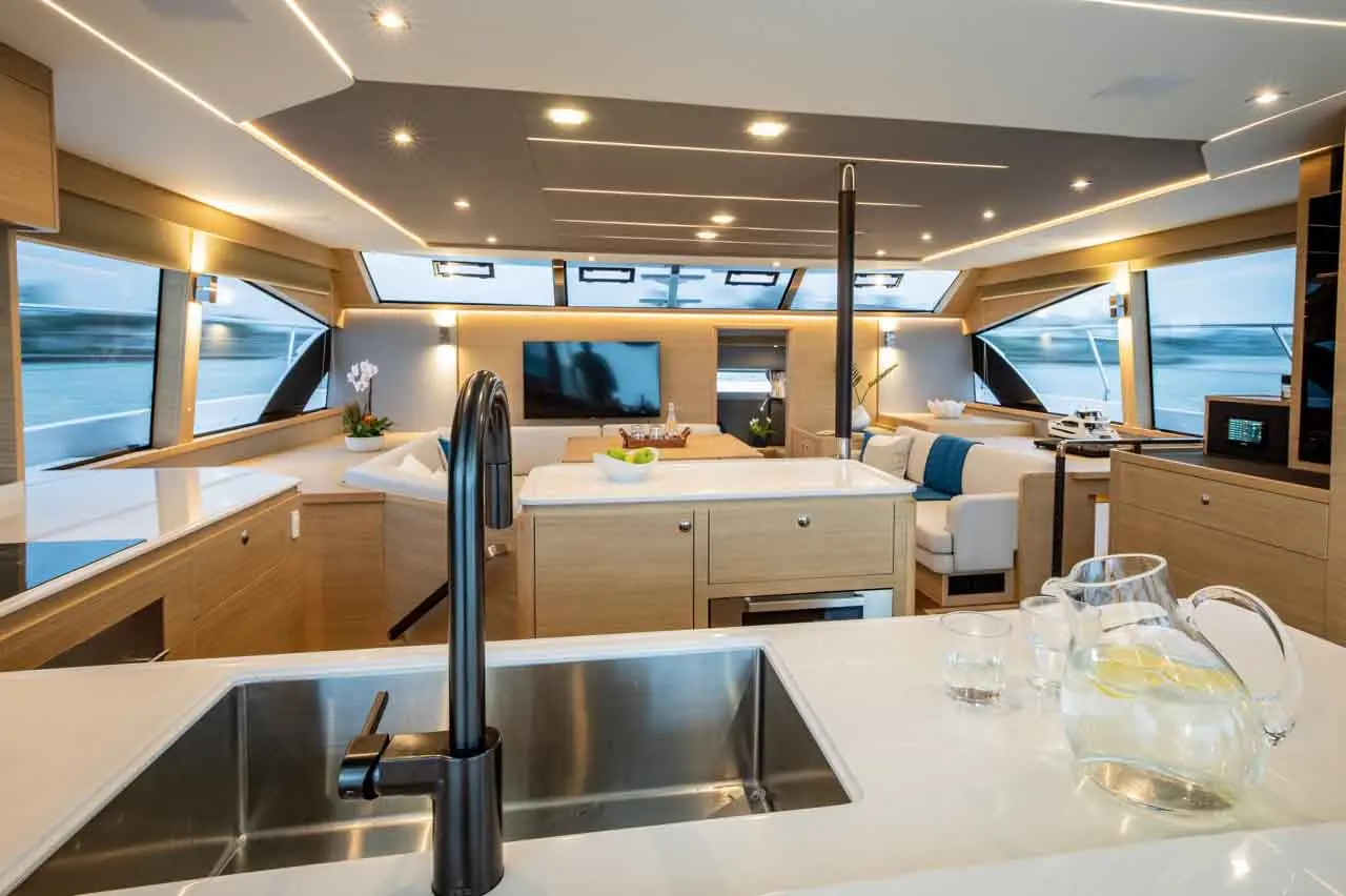Aquila 54 Internal image 9