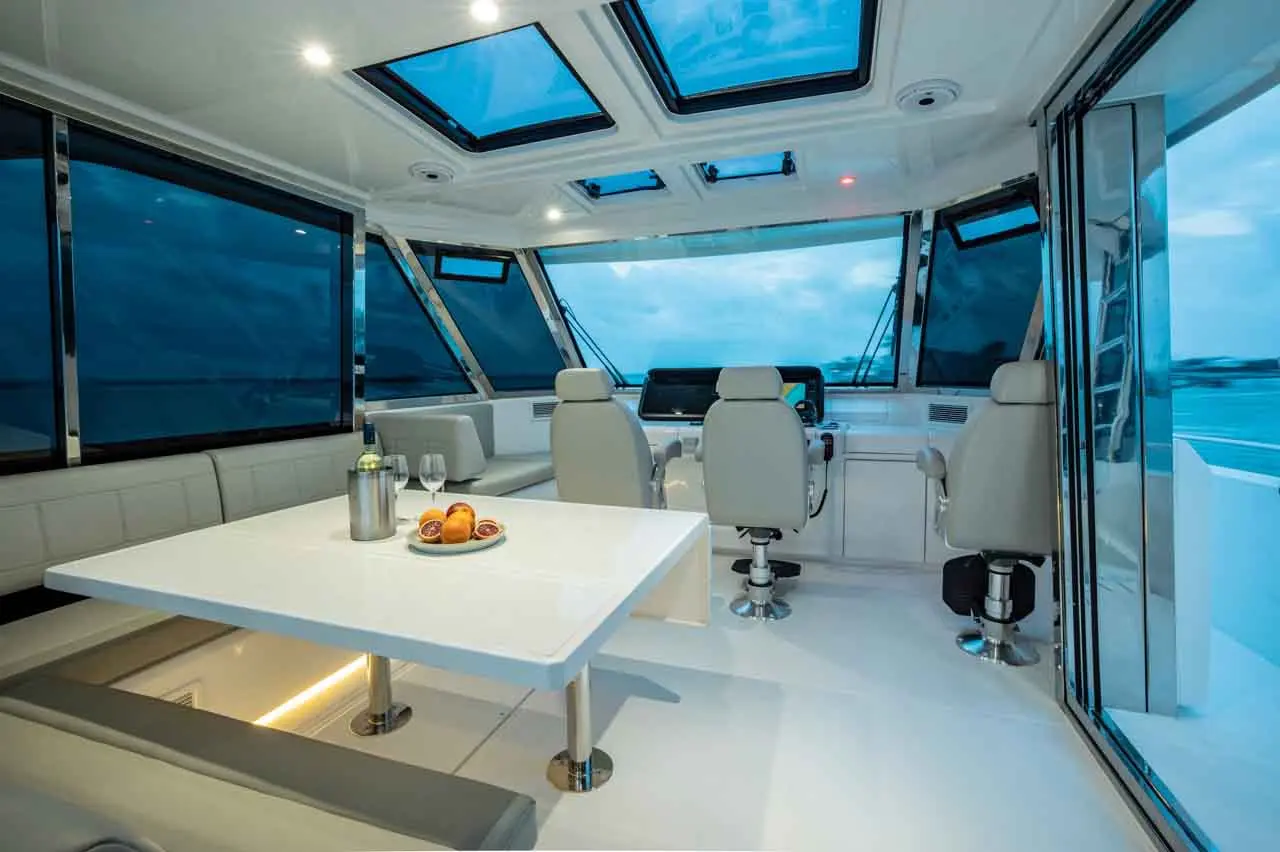 Aquila 54 Internal image 13