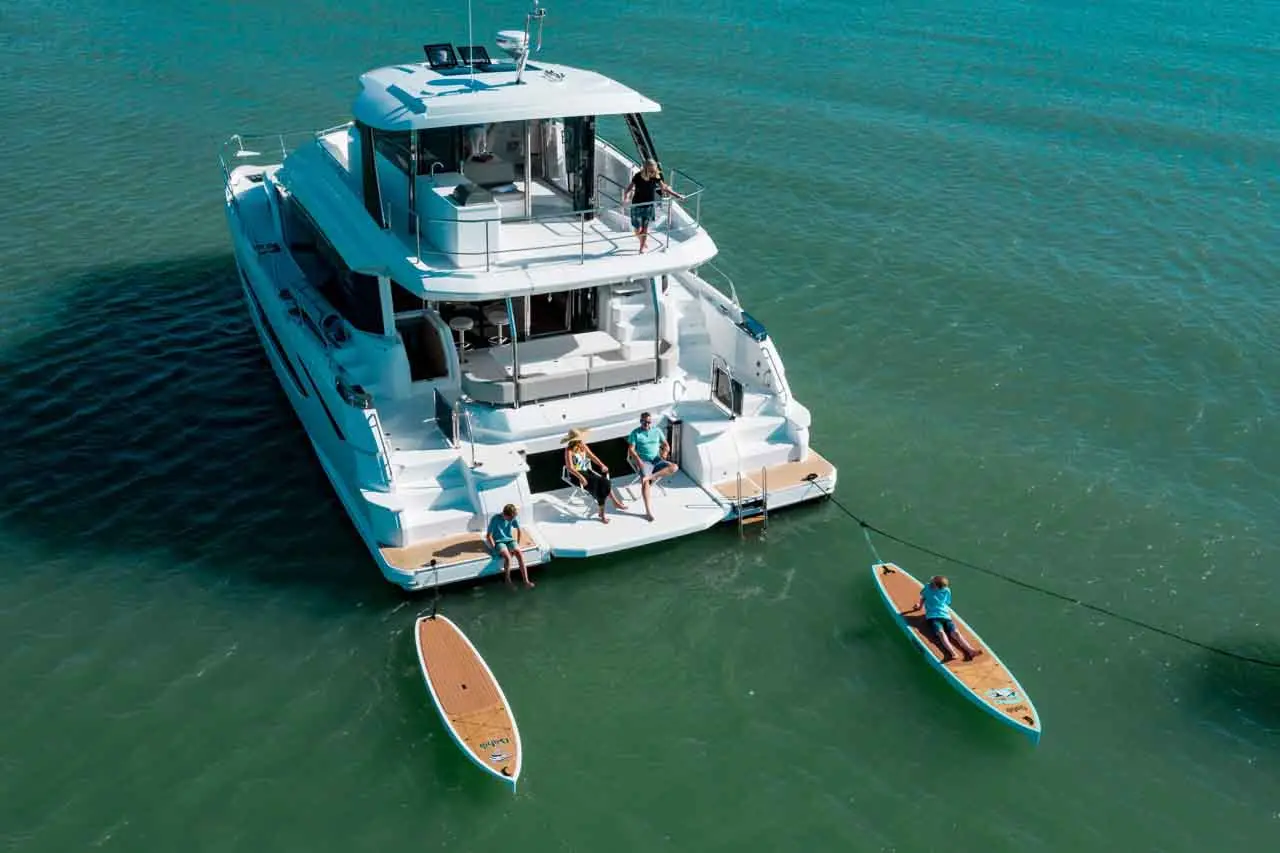 Aquila 54 Lifestyle image 2
