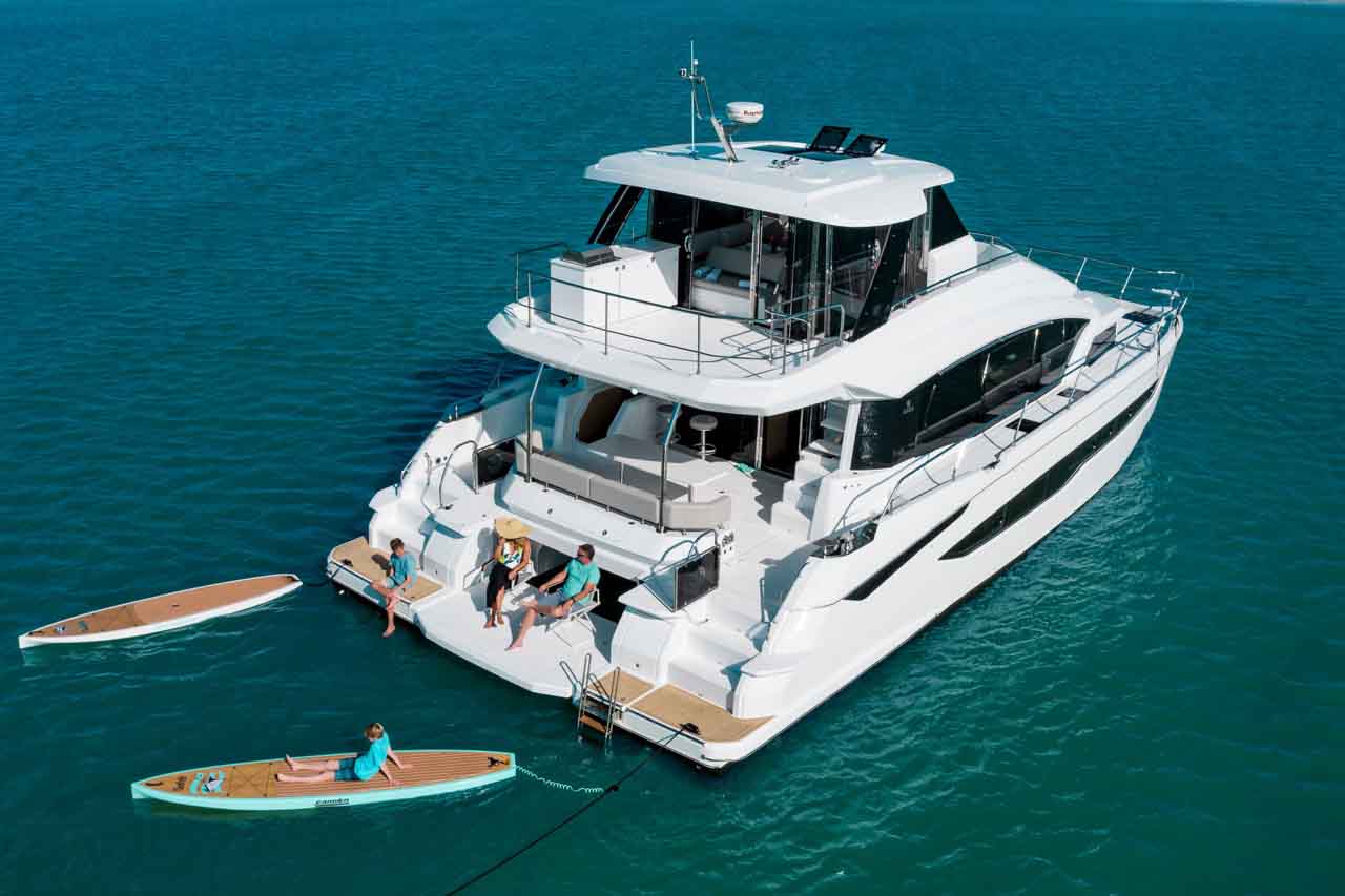 Aquila 54 Lifestyle image 3